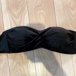 Black strapless twist bandeau top